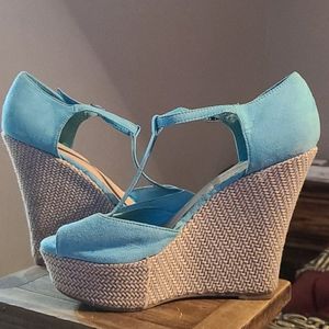 Wedges heels